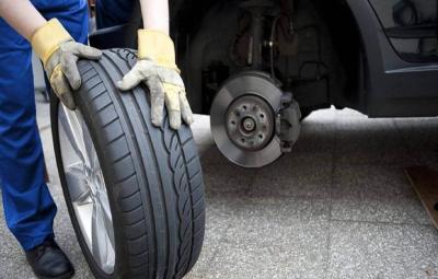 Flat Tire Change & Repair in Edmonton